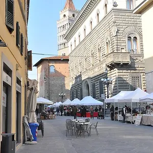 Al Canto Del Cavour Bed and breakfast